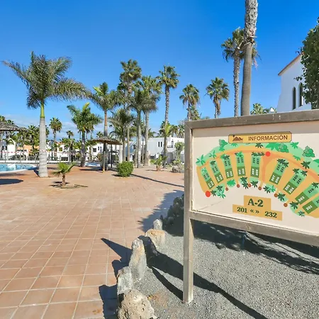 Апартаменты Oasis Del Paraiso *